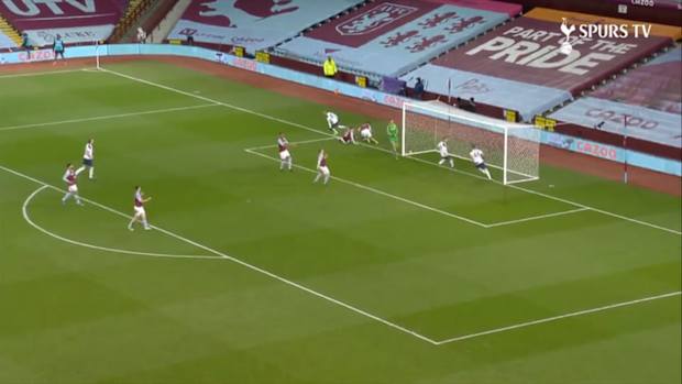 Carlos Vinicius' first Premier League goal